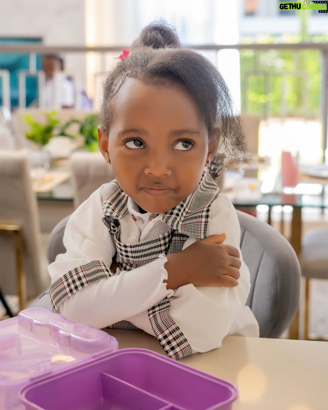 Catherine Kamau - 30.5K Likes - Hello spicy granny ! Also , Say hello to my little co star š and THANK YOU so much for the beautiful feedback. mkipika @farmerschoiceke mni tag š
Kind regards ā¦.
Tata wa sausages ā„ļø