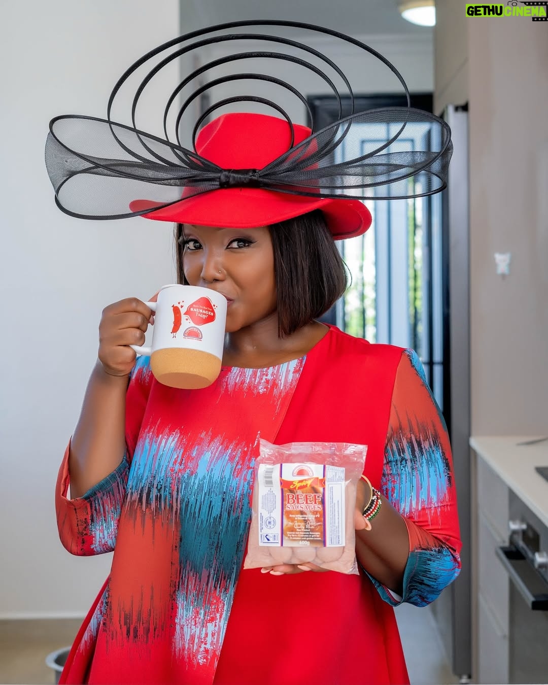 Catherine Kamau - 30.5K Likes - Hello spicy granny ! Also , Say hello to my little co star š and THANK YOU so much for the beautiful feedback. mkipika @farmerschoiceke mni tag š
Kind regards ā¦.
Tata wa sausages ā„ļø