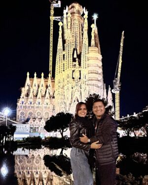 Cecilia Cascante Instagram - Viajar con este par es lo máximo!!! @miriamurillo1 te adoro! 
En las historias les dejo lo que estaban hablando en el segundo video 🤣🤣🤣🤣

Aqui les dejo pedacitos de nuestro viaje hasta el momento. 

Te amo @elyeka sigamos coleccionando momentos ❤️❤️❤️