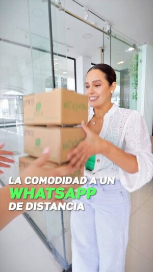 Cecilia Cascante Instagram - Gracias a @servientregaec obtén el servicio de recolección a domicilio por medio de Whatsapp, solo consulta la disponibilidad en tu ciudad y listo 

Pide, confirma y Servientrega va por tus envíos 🚛