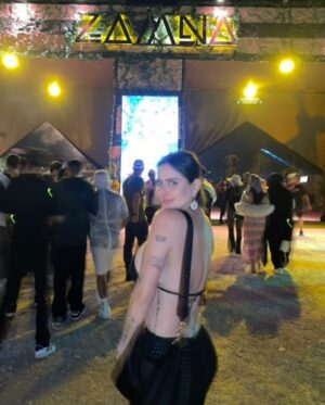 Celia Lora Instagram - @zamna.music @keinemusikcrue #tulum 🌴 @bananhot