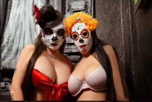 Celia Lora Instagram - 💀💀💀💀 feliz dia de muertos ❤️‍🔥❤️‍🔥❤️‍🔥. 

@elcastillodelterror