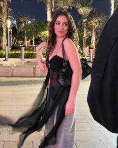 Actress Cemre Baysel HD Photos and Wallpapers March 2025