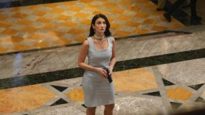 Ceren Benderlioğlu Instagram - Bu akşam @esrefruyadizitv
