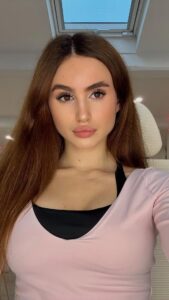 Actress Charlotte M. HD Photos and Wallpapers April 2025