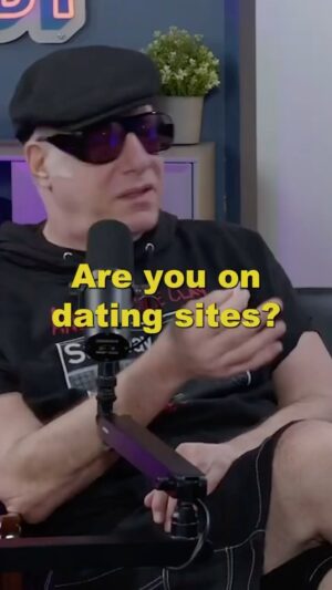 Charlotte McKinney Instagram - Talking romance with @andrewdiceclay @jon_lovitz @allthingscomedy