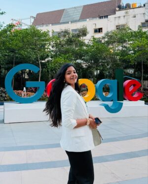 Charumathi Saravanan Instagram - 15 years old Charu wouldn’t believe I’m going Google office and attending meetings and making Youtube my Career🧿 Extremely happy & grateful!! Thank you @youtubecreatorsindia and special thanks to @athulvinod92 sir for your support and encouragement✨
.
Love you Miss Miracle fam!! You are the best♥️