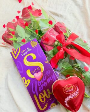 Charumathi Saravanan Instagram - Happy Valentine’s Day week♥️😅