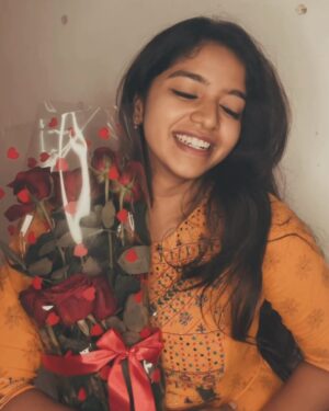 Charumathi Saravanan Instagram - Happy Valentine’s Day week♥️😅