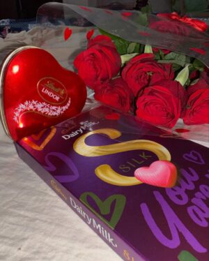 Charumathi Saravanan Instagram - Happy Valentine’s Day week♥️😅