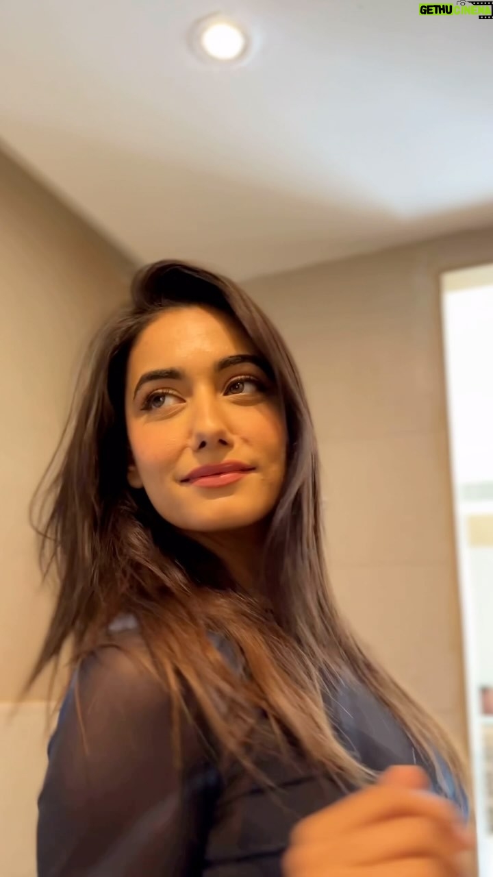 Charvi Tanya Dutta - 5K Likes - Getting ready the #KaranAujhla way 🙂↔️🙂↔️🙂↔️