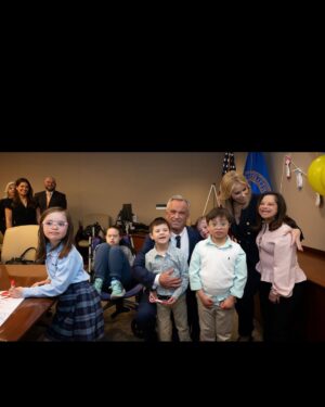 Cheryl Hines Instagram - Today, on #WorldDownSyndromeDay, we celebrate the incredible children and adults with Down syndrome and the families who love and support them. Bobby (Mr. Secretary) and I loved meeting you and spending time together. HHS is committed to supporting these families and ensuring easy access to the care and resources they deserve.