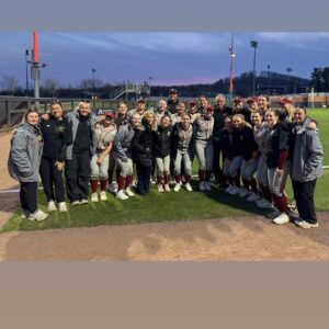 Cheryl Hines Instagram - Let's go Eagles!!! @bc_softball, my niece, Zoe & the team take on @uva softball team. 🦅🦅🦅