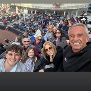 Cheryl Hines Instagram - Let's go Eagles!!! @bc_softball, my niece, Zoe & the team take on @uva softball team. 🦅🦅🦅