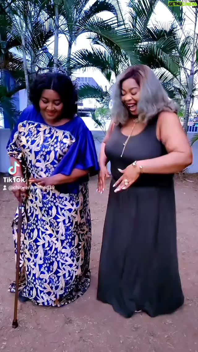 Chinyere Wilfred - 784 Likes - Aka Chukwu diya🙏 after a successful shoot with @ebelleokaro