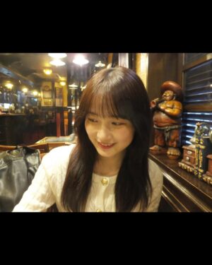 Chisaki Morito Instagram - 喫茶店巡り☕️
　
　
まなかちゃん教えてくれたお店なんだけど、内装もレトロで可愛かった🍀
まだまだ行きたいお店いっぱいあるから早く行きたいな〜
　
　

#喫茶店 #喫茶店巡り #東京カフェ #カフェ #カフェ巡り #チーズケーキ #レトロ #デジカメ#カメラ #ootd
