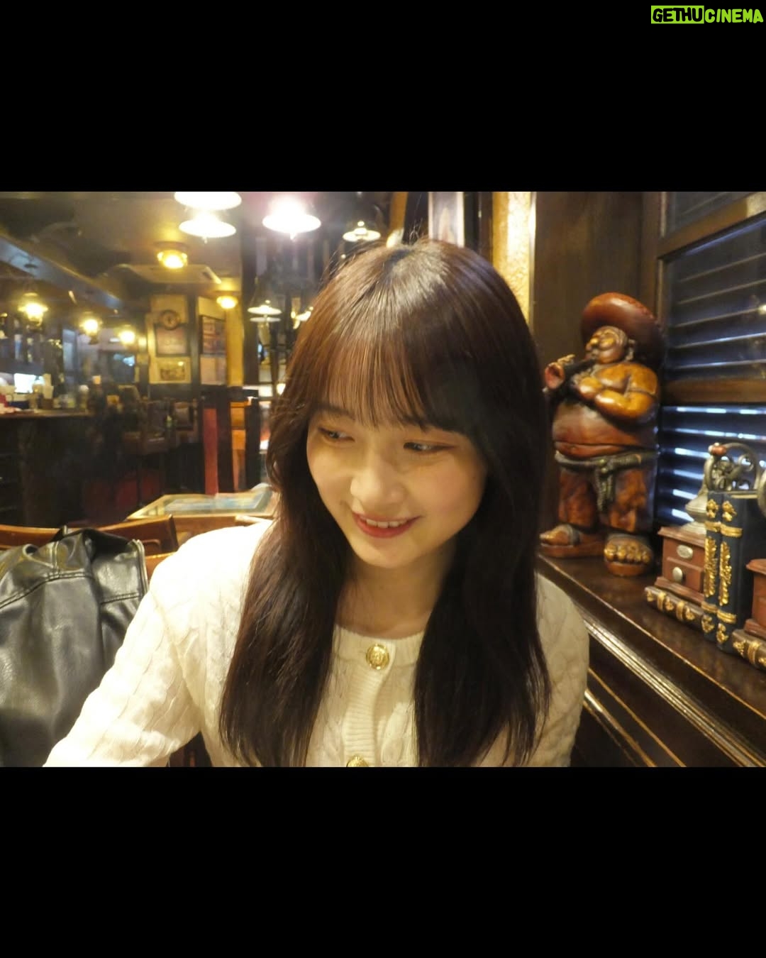 Chisaki Morito - 7.5K Likes - 喫茶店巡り☕️
まなかちゃん教えてくれたお店なんだけど、内装もレトロで可愛かった🍀
まだまだ行きたいお店いっぱいあるから早く行きたいな〜
#喫茶店 #喫茶店巡り #東京カフェ #カフェ #カフェ巡り #チーズケーキ #レトロ #デジカメ#カメラ #ootd