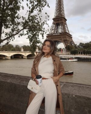 Chloe Lloyd Instagram - Oui Oui🥐🍂
