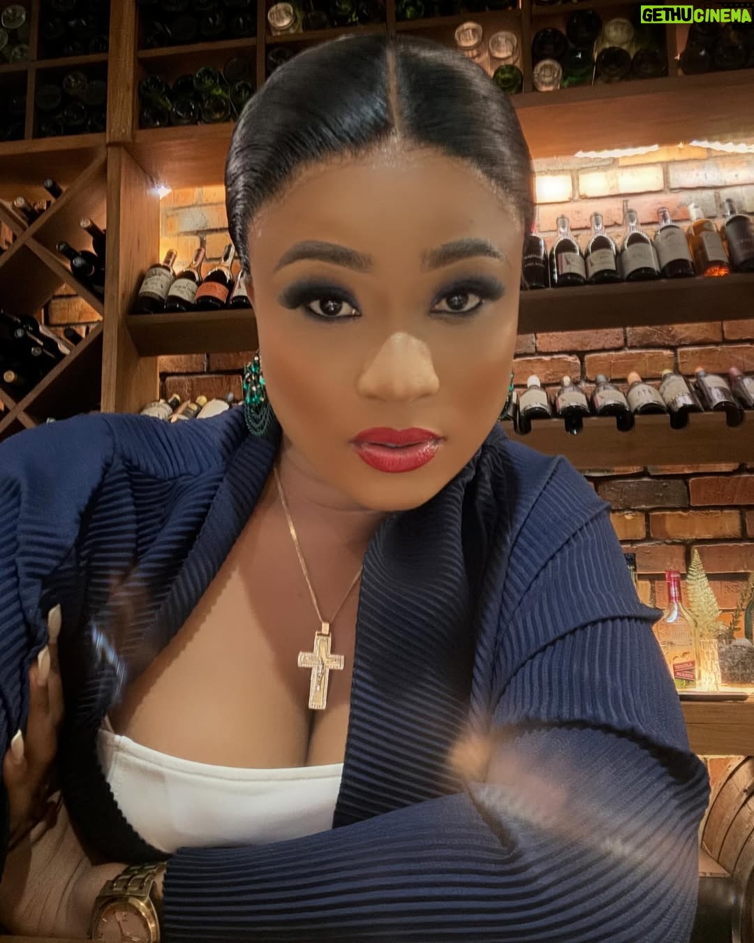 Christabel Ekeh - 3 Likes - Thank you Jesus ❤️🙏.
Thy word is a lamp unto my feet and light unto my path.
Psalm 119:105
Out and about.