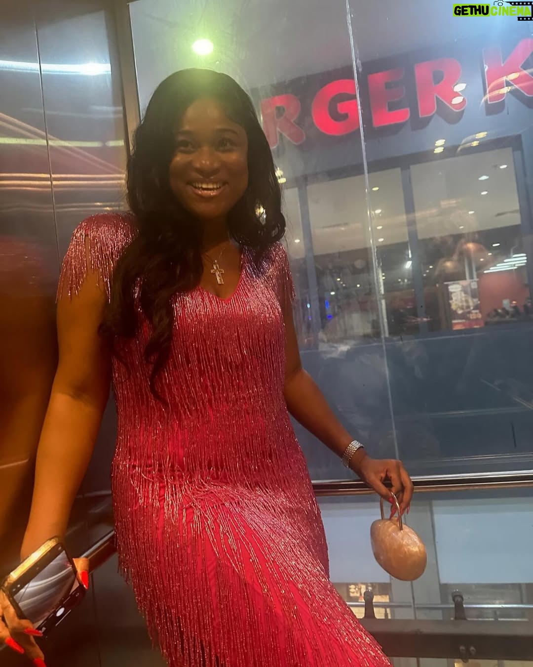Christabel Ekeh - 3 Likes - Thank you Jesus ❤️🙏.
Out and about…. It’s the weekend 🥂