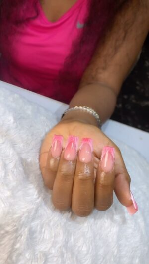 Christabel Ekeh Instagram - Thank you Jesus ❤️🙏.
Fwesh sets 💅 paint 🎨 splash 💦 drip 💧 drop. 
#esesbeauty
