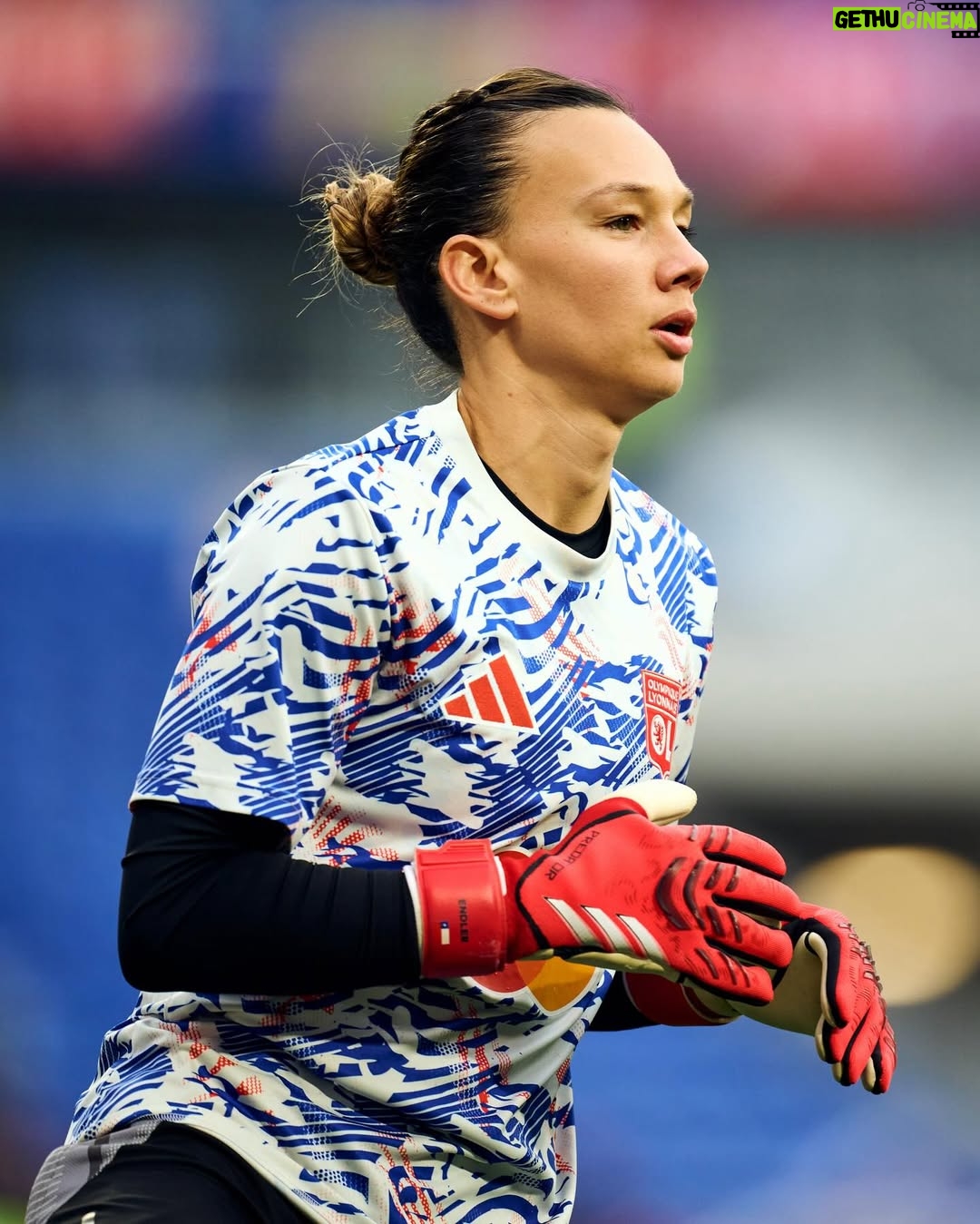 Christiane Endler - 10.5K Likes - 🇨🇱🧤 Christiane Endler ✨
#UWCL