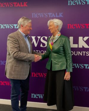 Christine Lagarde Instagram - 🇮🇪🇪🇺 What a beautiful day I had in Dublin earlier this week! I experienced the céad míle fáilte or one hundred thousand welcomes ☘️

My visit to University College Dublin was especially memorable. Ad astra (“to the stars”) is the motto of the university and I felt surrounded by future stars as I answered questions from students.

I was honoured to receive the Sutherland Leadership award, handed to me by my colleague Paschal Donohoe.

Also great to meet with another colleague, Governor Gabriel Makhlouf, and to talk to Newstalk’s Pat Kenny.