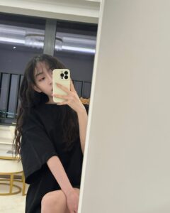 Actress Christine Lo HD Photos and Wallpapers April 2025
