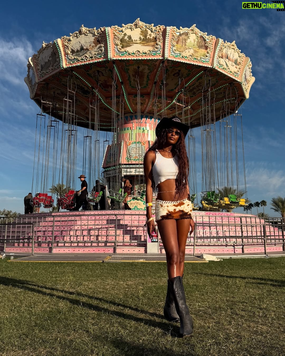 Ciara Miller - 71.5K Likes - wayne for the win @revolve #REVOLVEfestival