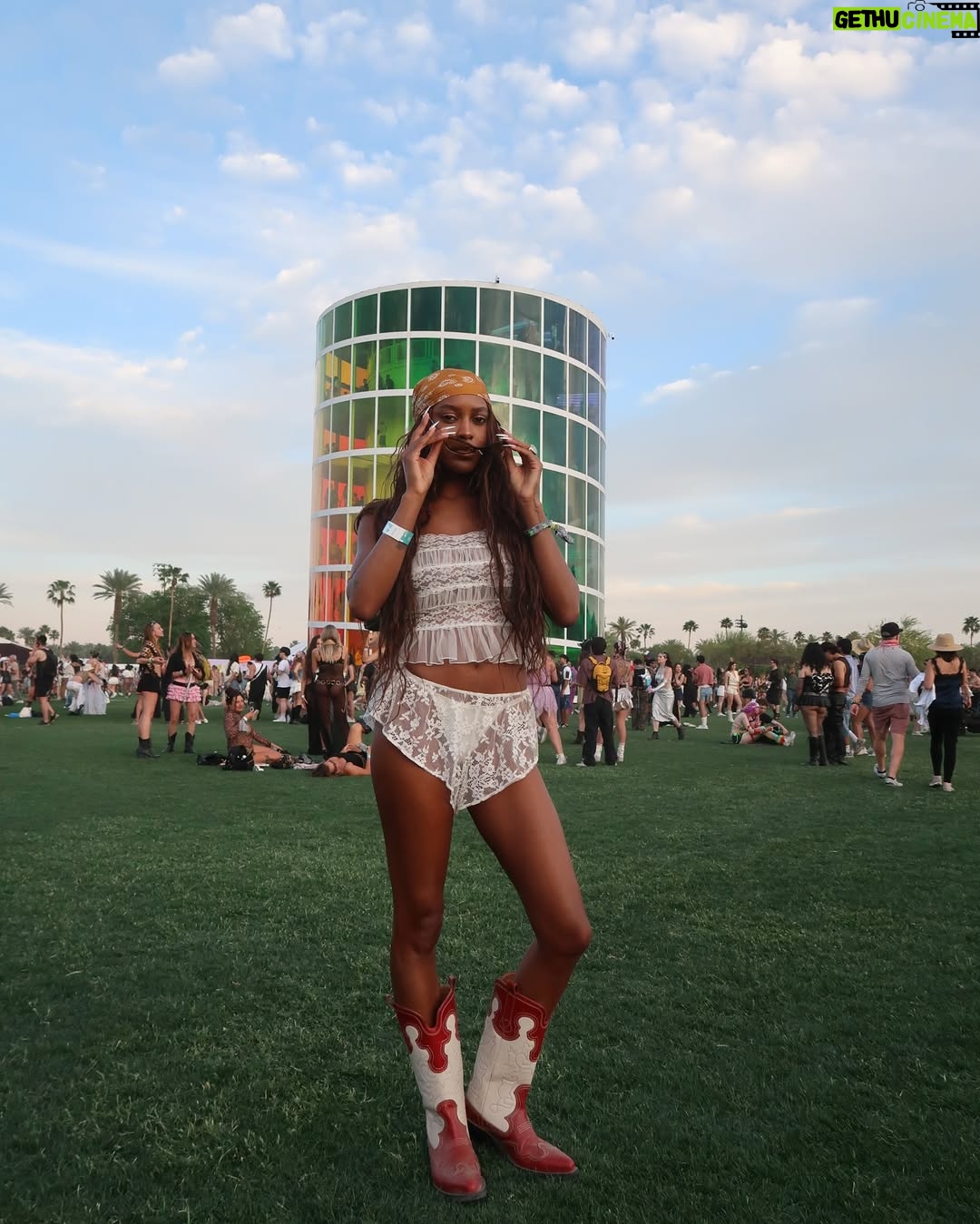 Ciara Miller - 91.4K Likes - @victoriassecret has never failed me for my festival looks 💕 #vspartner