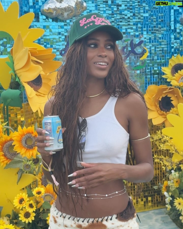 Ciara Miller - 71.5K Likes - wayne for the win @revolve #REVOLVEfestival