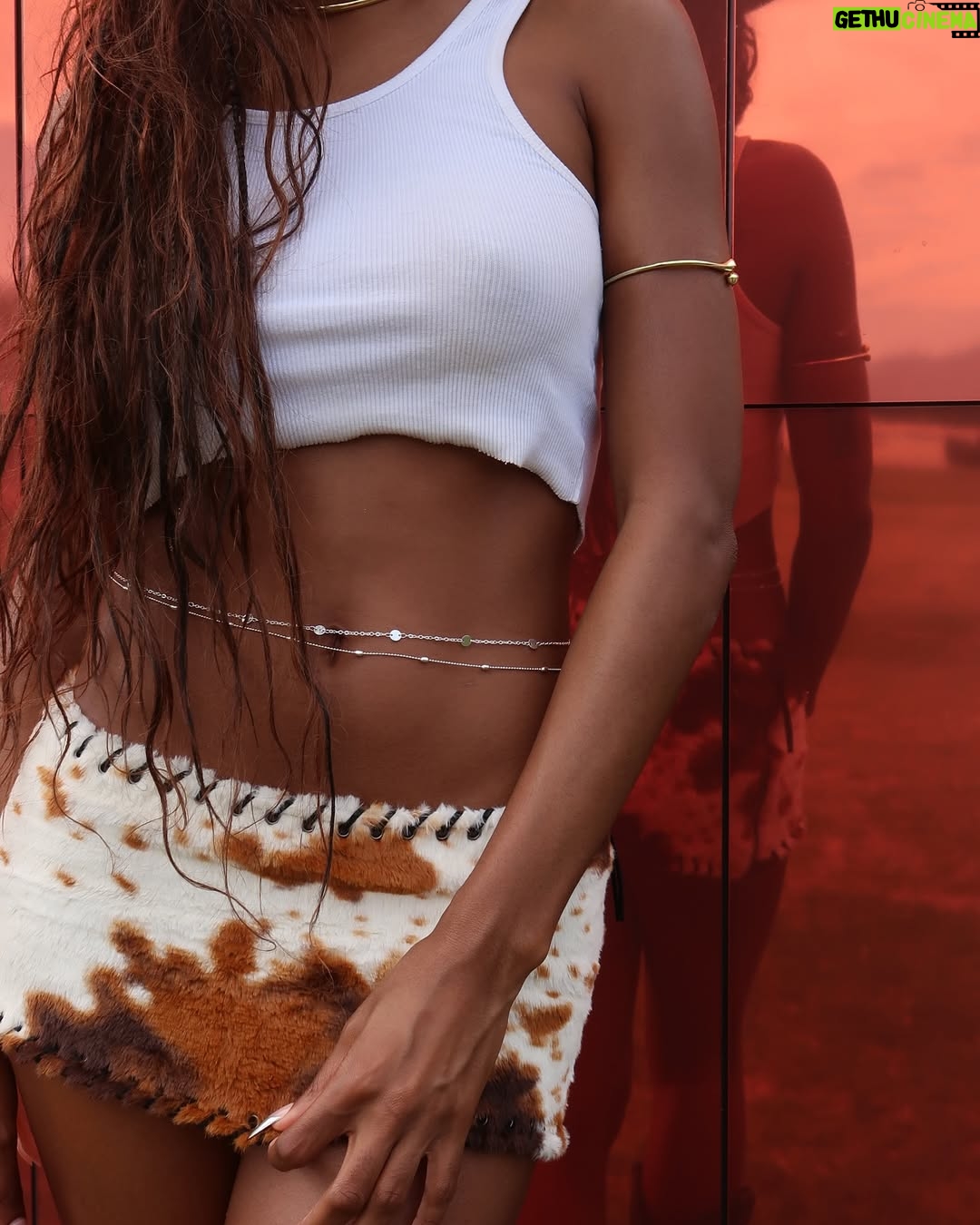 Ciara Miller - 71.5K Likes - wayne for the win @revolve #REVOLVEfestival