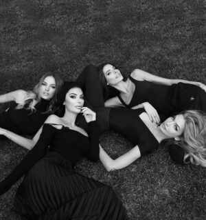 Cindy Marina Instagram - Four times the power, four times the magic