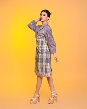 Cindy May McGuire Instagram - @cindymaymcguire - Puteri Indonesia Lingkungan 2022 

A unique blend of style and environmental awareness, it is a symbol of collaboration between fashion that depicts the elegance of its wearer. 🎀

Project Collaboration @sashindonesia x @lambepageantz x @officialputeriindonesia

Photographer by @deon.angkasa
Videographer by @zamihermanda
Fashion Stylist by @ceritarevan 
Wardrobe by @putrohramadhanofficial x @pyo_jewelry
Scarves by @forest.plazaindonesia
MUA by @susianapangmakeup @sanjayamakeupr @kunsoomakeupartist 
Hairdo by @nicabeauty.gallery @hairdobyvony @hairdo_ran 
Aksesoris by @amerojewellery

Support team @amriisagala @imanuelkala30 @heeisaleh @noviisw

@putri_k_wardani209 @djojonegorowardiman @kusumadewisutanto @anjani_kusuma @angkasamega @missinternational.id @missinternationalofficial

#yayasanputeriindonesia #MustikaRatu #PuteriIndonesiaLingkungan
#TheAuthenticBeautyofIndonesia #yourbeautyhasnolimits #missinternationalindonesia