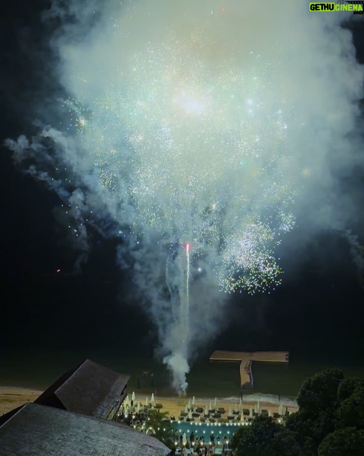 Cindy May McGuire - 3 Likes - Welcome #2025 ! 🎆