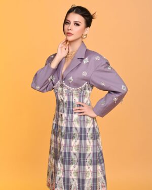 Cindy May McGuire Instagram - @cindymaymcguire - Puteri Indonesia Lingkungan 2022 

A unique blend of style and environmental awareness, it is a symbol of collaboration between fashion that depicts the elegance of its wearer. 🎀

Project Collaboration @sashindonesia x @lambepageantz x @officialputeriindonesia

Photographer by @deon.angkasa
Videographer by @zamihermanda
Fashion Stylist by @ceritarevan 
Wardrobe by @putrohramadhanofficial x @pyo_jewelry
Scarves by @forest.plazaindonesia
MUA by @susianapangmakeup @sanjayamakeupr @kunsoomakeupartist 
Hairdo by @nicabeauty.gallery @hairdobyvony @hairdo_ran 
Aksesoris by @amerojewellery

Support team @amriisagala @imanuelkala30 @heeisaleh @noviisw

@putri_k_wardani209 @djojonegorowardiman @kusumadewisutanto @anjani_kusuma @angkasamega @missinternational.id @missinternationalofficial

#yayasanputeriindonesia #MustikaRatu #PuteriIndonesiaLingkungan
#TheAuthenticBeautyofIndonesia #yourbeautyhasnolimits #missinternationalindonesia