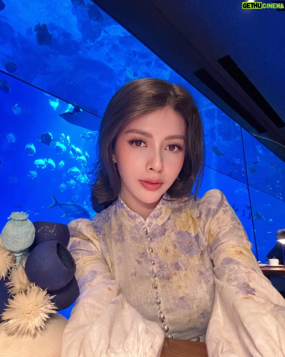 Cindy May McGuire - 3 Likes - #searestaurant 🐬🩷