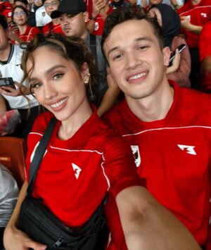 Cinta Laura Kiehl Instagram - 1nd0nesia 🇮🇩