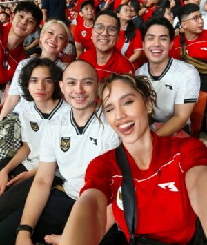 Cinta Laura Kiehl Instagram - 1nd0nesia 🇮🇩