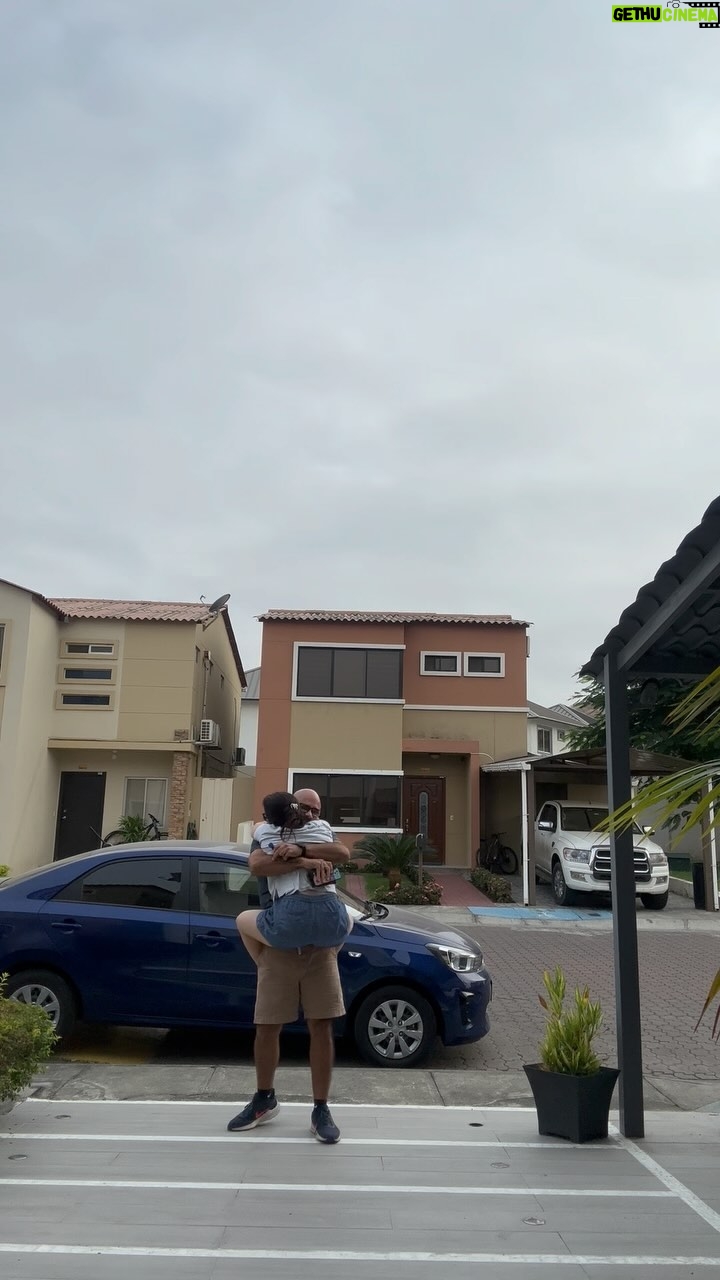 Claudia Camposano - 4.5K Likes - Noticia Importante!!!
Gracias mi amor por todo tu apoyo TE AMO!!!
Y a mi Universidad @utpl que creyó en mí !!! Señores y Señoras Lo LOGREEE!!!!
https://www.meet2go.com/ev/lagranboda
Los espero hoy en “La gran Boda” en el Parque Histórico “