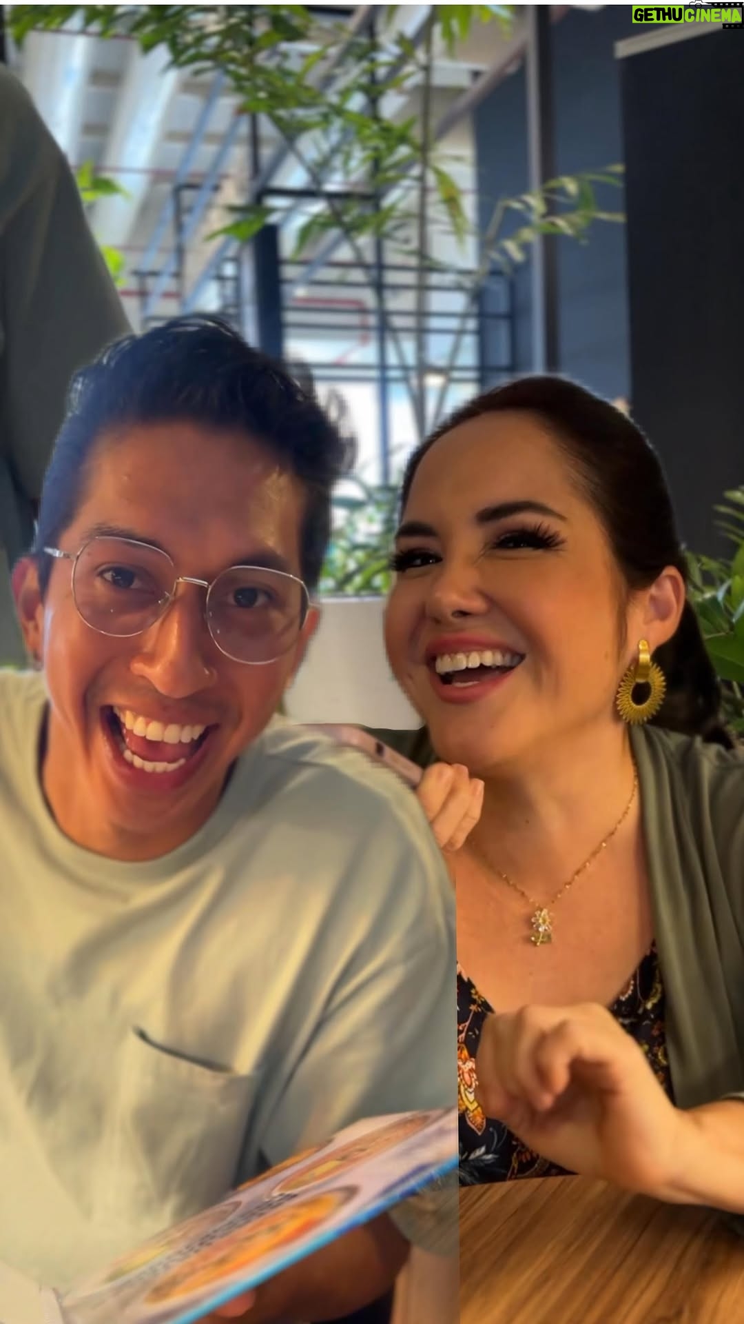 Claudia Camposano - 2.5K Likes - Cosas que NO se deberían decir en una PRIMERA CITA
😰❌👫😂 @claudiacamposano
.
Coméntanos que cosas NO se deberían decir 💬⬇️😂
.
.
#primeracita #amor #humor #comedia