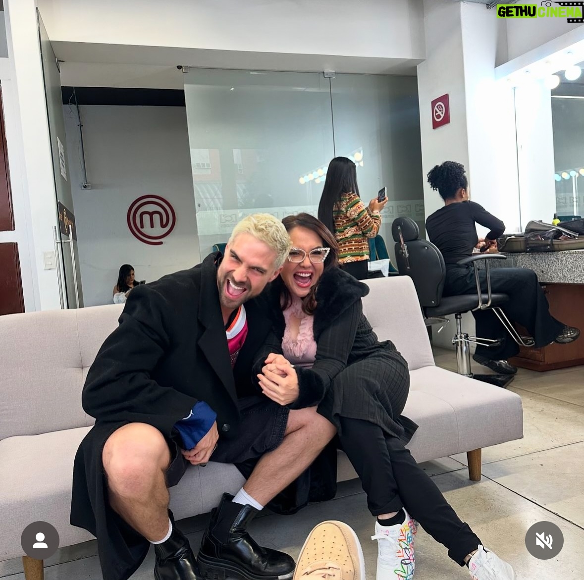 Claudia Camposano - 4.3K Likes - Mi bello @johannvera mi amigo más divertido, el más cariñoso , el más lindo de @masterchefecuadoroficial jajaj que no se pongan celosos mis otros compañeros jajajajaja