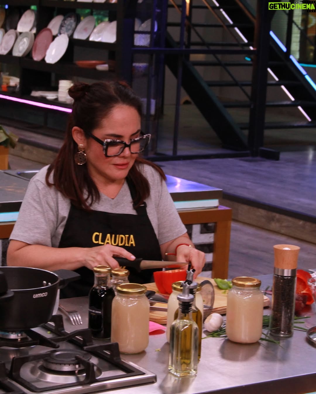 Claudia Camposano - 4.7K Likes - Ay !! Diosito ando es Estresadita 😫😫😫😫😫 @masterchefecuadoroficial