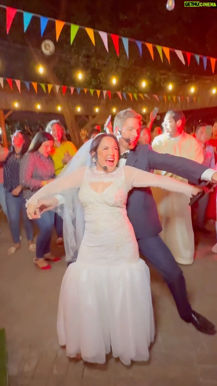 Claudia Camposano - 6.1K Likes - Ya han visto nuestro obra? ☺️ espero conocerlos 🫶
.
.
.
.
.
#ecuador #guayaquil #boda #esposos