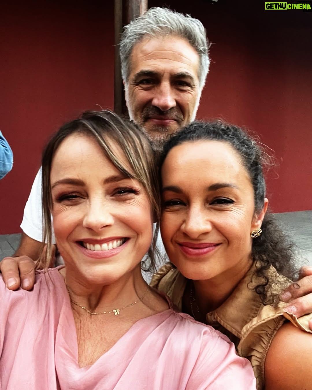 Claudia Conserva - 10.4K Likes - Hoy #8m #diainternacionaldelamujer me siento tan contenta de haber conocido a muchas chiquillas en #colina mujeres emprendedoras, madres, #docentes #deportistas #jefas representando a miles de mujeres de todo nuestro país.
El mundo conmemora el Día Internacional de la Mujer, gracias a todas, gracias por el reconocimiento, muy lindo y emocionante !
Gracias alcaldesa
Un abrazo a todas mis seguidoras 💫@isabelmargarita_valenzuela @municolina #mujer #día #igualdad @mirandaclau5678 @pollolibre66