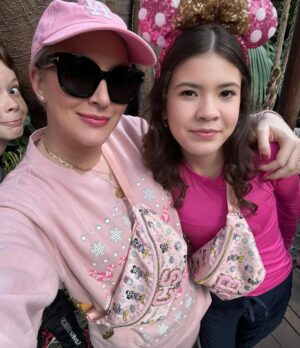 Clea Shearer Instagram - Happy 14th birthday to my first born and favorite daughter, @stellablueshearer 💕