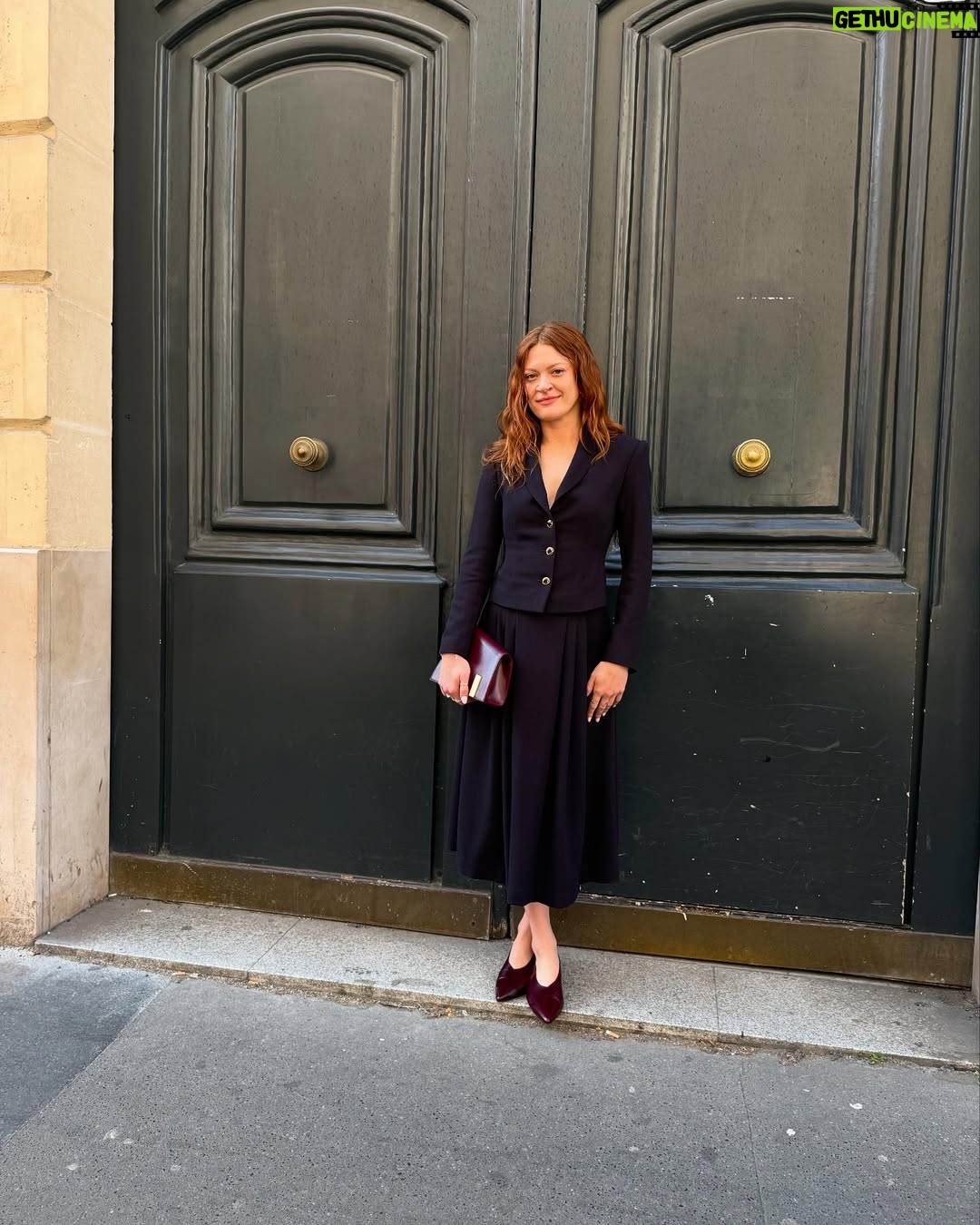 Colby Minifie - 20.5K Likes - Wowoweewow here I am skipping around Paris in a suit designed and made by hand by @michaelground and @ladykimberly and their team. Thank you for bringing me here @primevideo :)
HMU by the wonderful @cyrillaine 💄💈
📸 by the pro @alipolansky