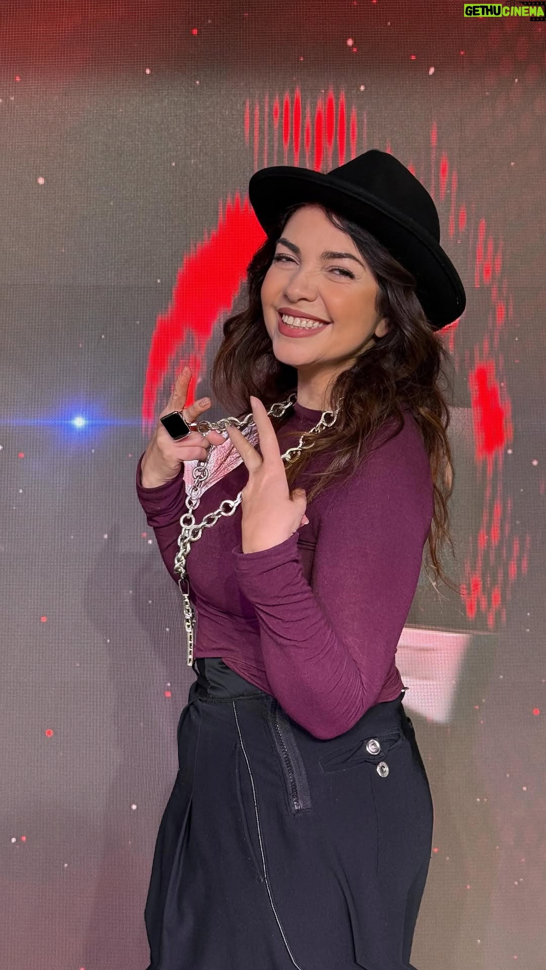 Cristina D'Avena - 2K Likes - @cristinadavenaofficial ha lanciato in diretta su @radior101 la nuova sfida dei quarti di finale dei cartoni animati
Avete votato in tantissimi 🤩
Scoprite nel video quale cartone avete preferito tra:
🔹Magica Doremi
🔹Hamtaro
👉 Ascolta e guarda Cristina D’Avena in “Procediamo”, il programma di Fernando Proce, con Sabrina Bambi e Regina, ogni mercoledì dalle 11.00 alle 12.00, in radio su R101, in tv sul canale 67 del digitale terrestre e dallo smartphone con l’app gratuita di R101 📱
#cartoon #cartoons #cartoni #cartonianimati #anime #musicaitaliana #radio #radior101