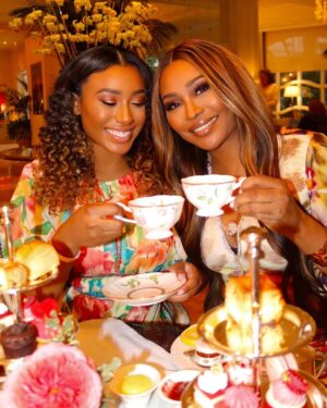 Cynthia Bailey Instagram - Literally spilled so much tea with my one & only @noellerobinson!🫖
Thank you for treating me to my first tea time at @thepeninsulabh. 
This was one of my favorite birthday moments & you will always be my happy place.🤍

#birthdaylove
#pisceswoman 
#motherdaughter
#daughterappreciation