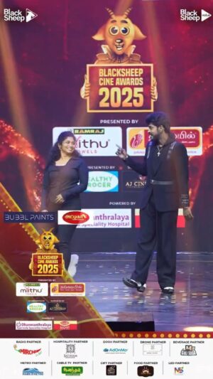 Cynthia Vinolin Instagram - This is an awestruck moment for me 
🥰🤩🥹

Sharing the stage (after a long time) 
With My Great Guru 😍, My strict Mentor, My Strongest foundation for My Dance career, 🤩our Sweet boss, My sweet brother-in-law, best friend and My dear sanku papa 😍 @iamsandy_off

Thanks to @blacksheeptamil for creating such a cherishing moment for me ❤️
This was a sudden Surprise 🙈🥰

More moments to Cherish 🤩🥹✨🧿

#cynthiavinolin #sandymaster #sandysdancestudio #cyndysdancestudio #love #peace #happiness #toronto #chennai #dancewithcynthia